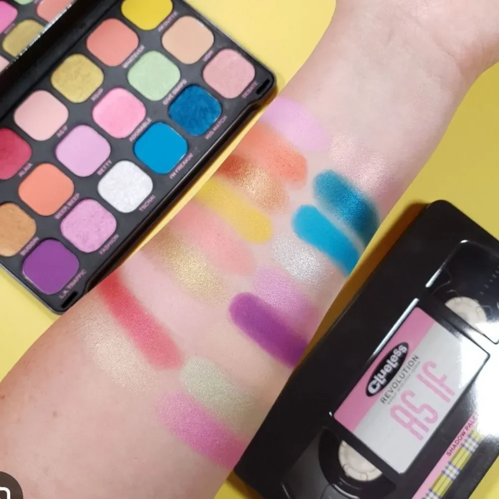 Revolution Beauty X Clueless As If Video Cassette Shadow Palette - Picture 6 of 7
